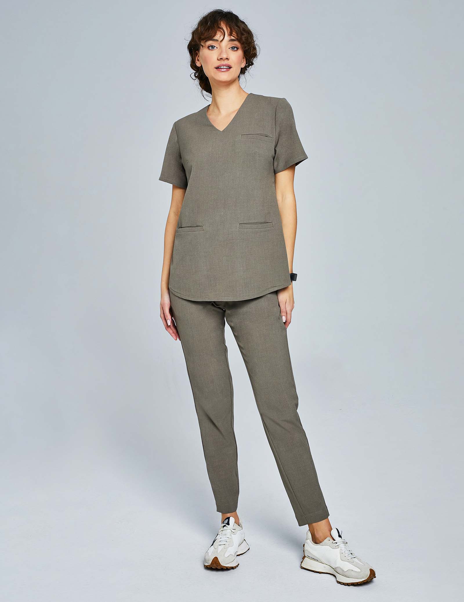 Bluza Medyczna Grace - DARK SAND Bluza Medyczna Grace - DARK SAND