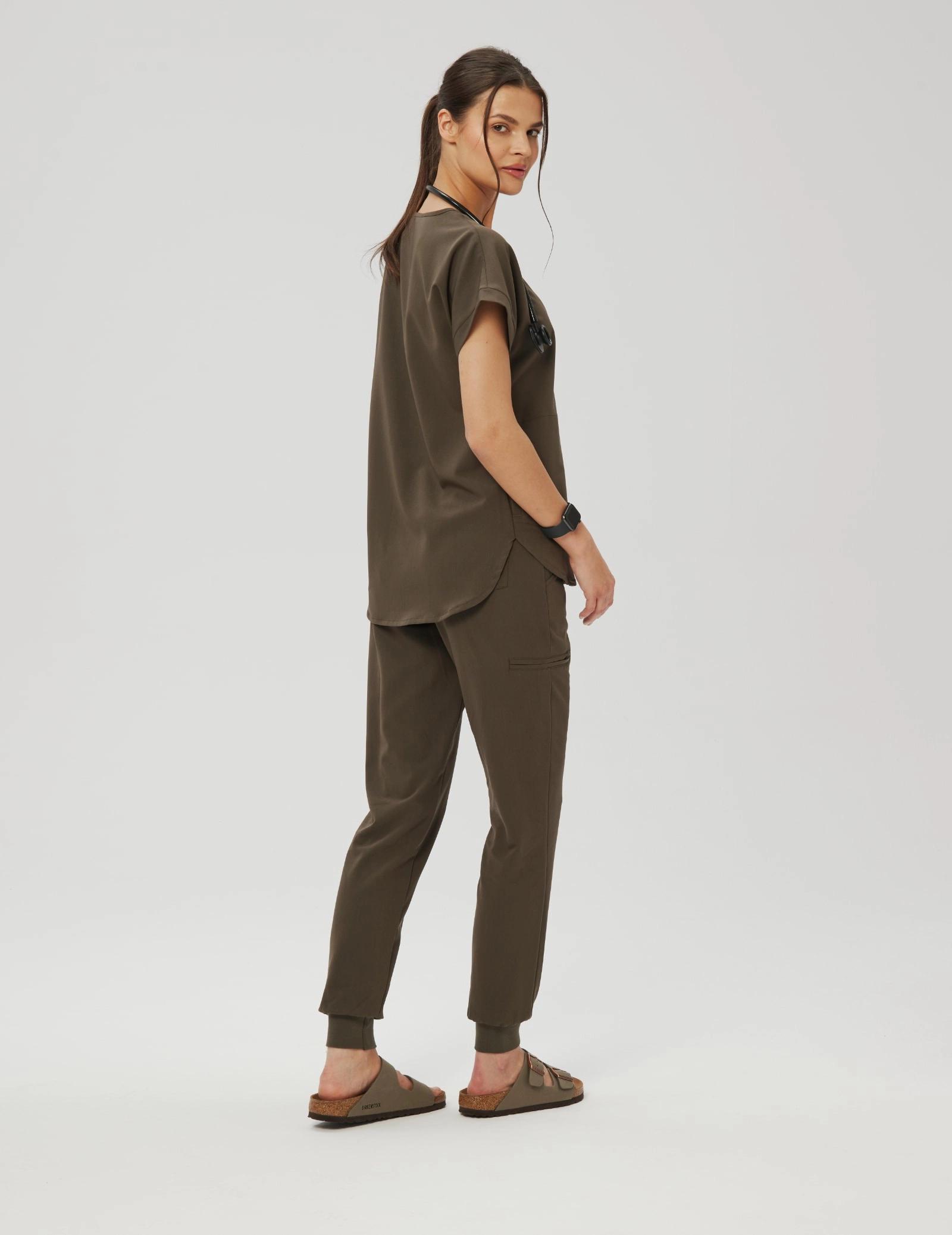 Spodnie Joggery Damskie - OLIVE NIGHT Spodnie Joggery Damskie - OLIVE NIGHT