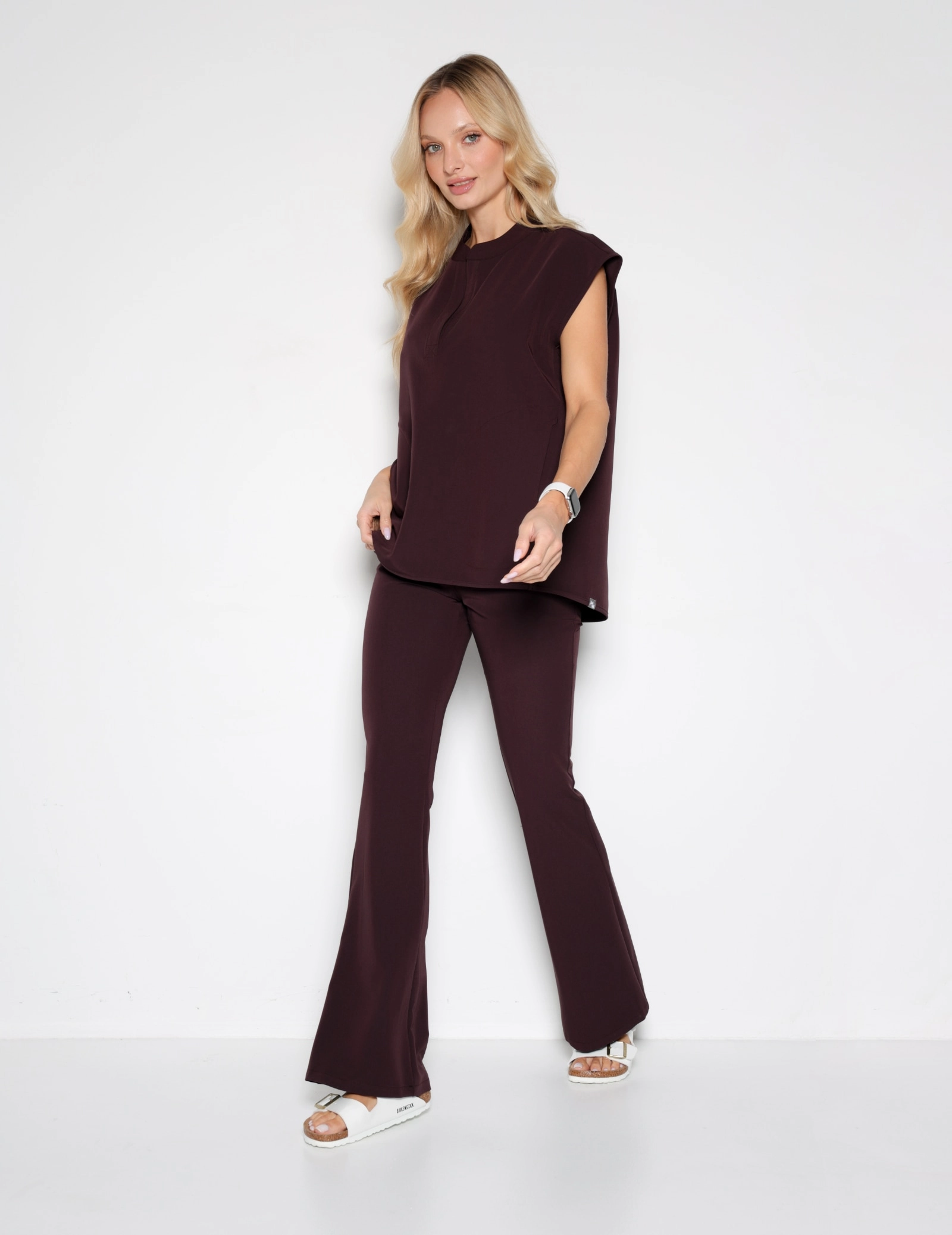 Bluza Medyczna Khloe - DARK CHOCOLATE Bluza Medyczna Khloe - DARK CHOCOLATE