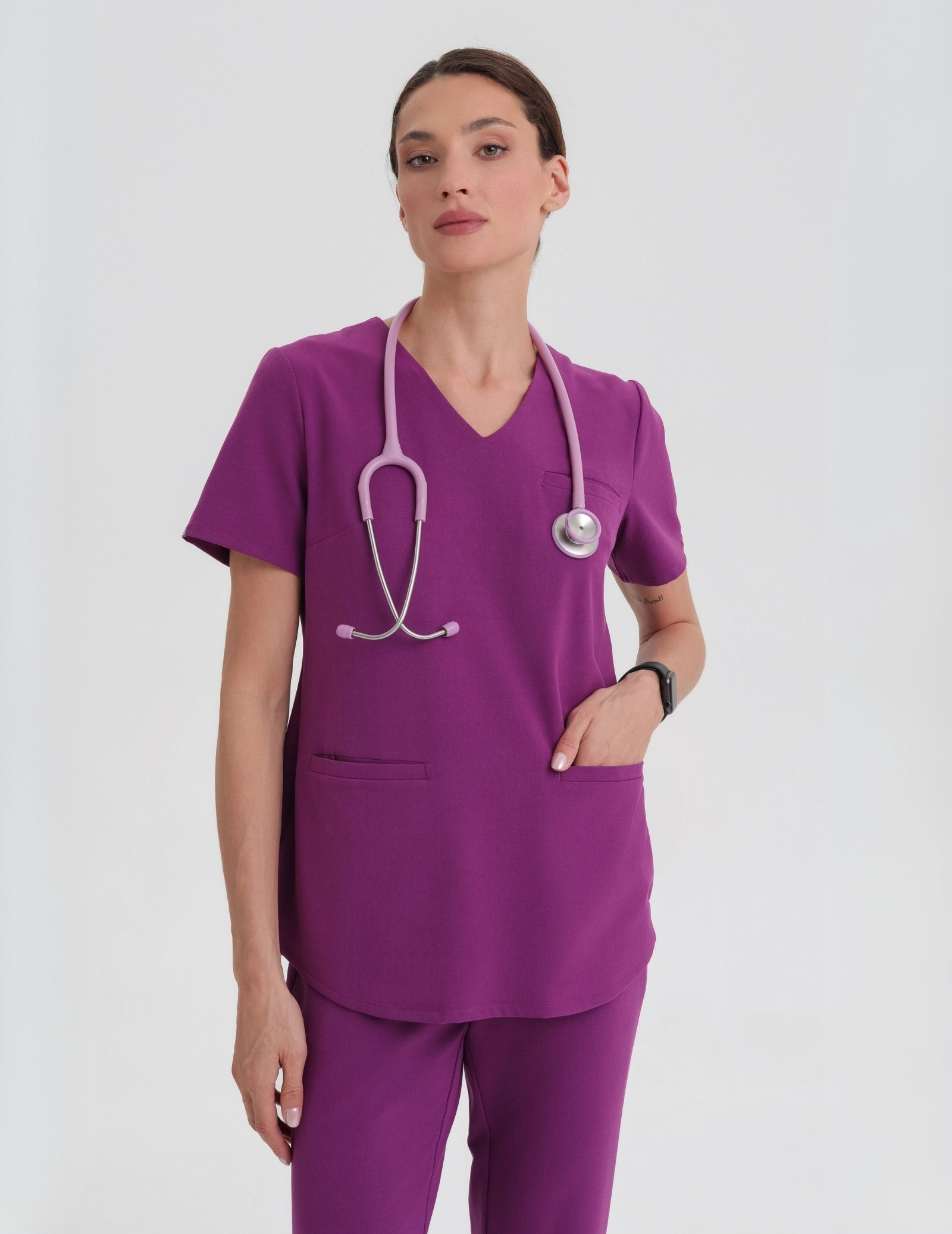 Bluza Medyczna Grace - GRAPE PURPLE Bluza Medyczna Grace - GRAPE PURPLE