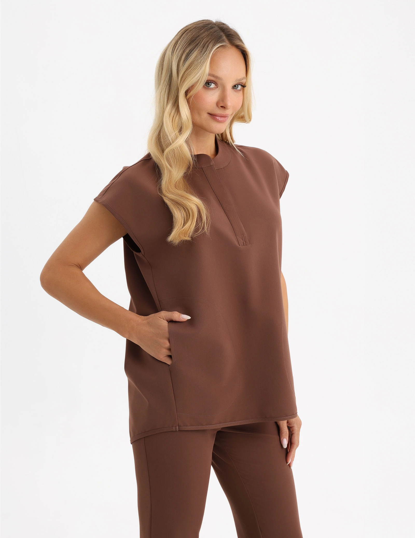 Bluza Medyczna Khloe - MILKY BROWN