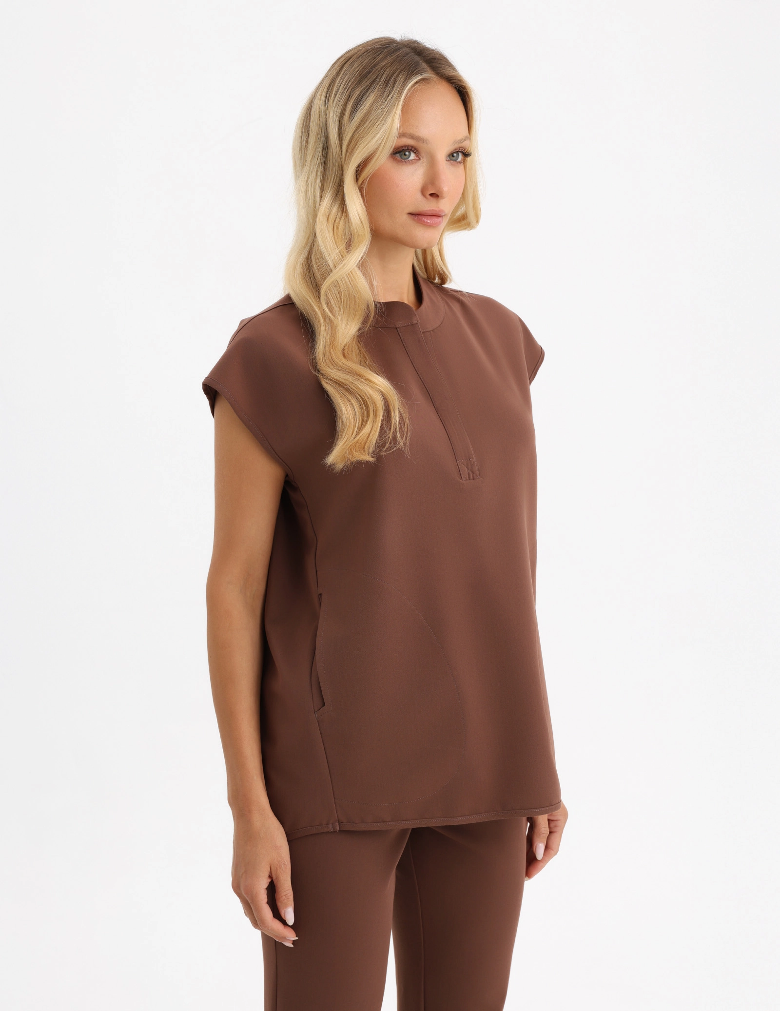 Bluza Medyczna Khloe - MILKY BROWN