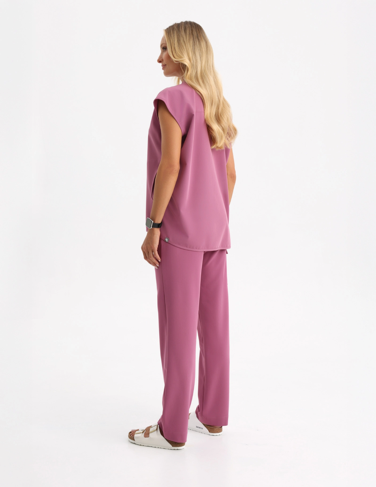 Bluza Medyczna Khloe - BERRY SHAKE Bluza Medyczna Khloe - BERRY SHAKE