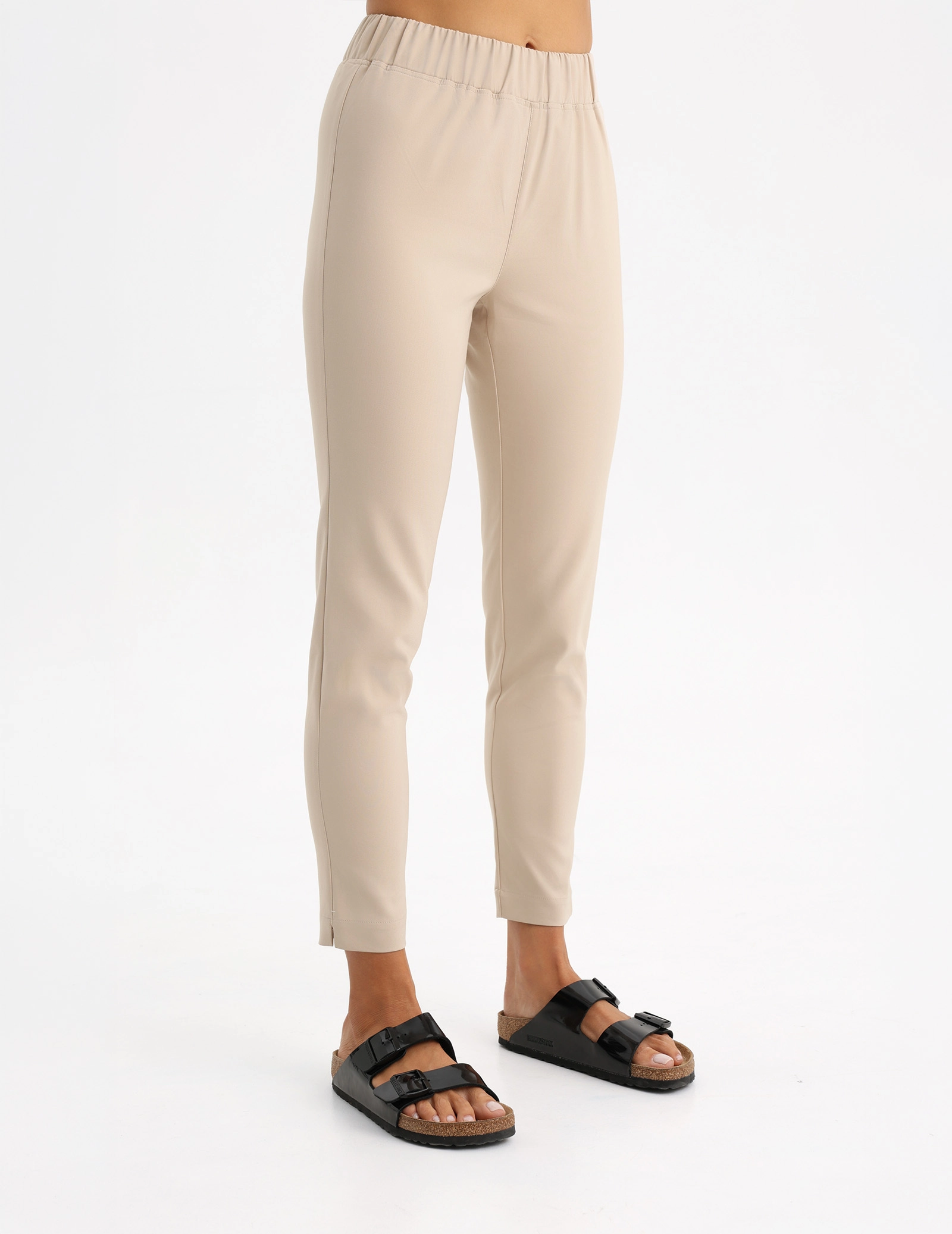 Spodnie Damskie Slim Fit - Nude