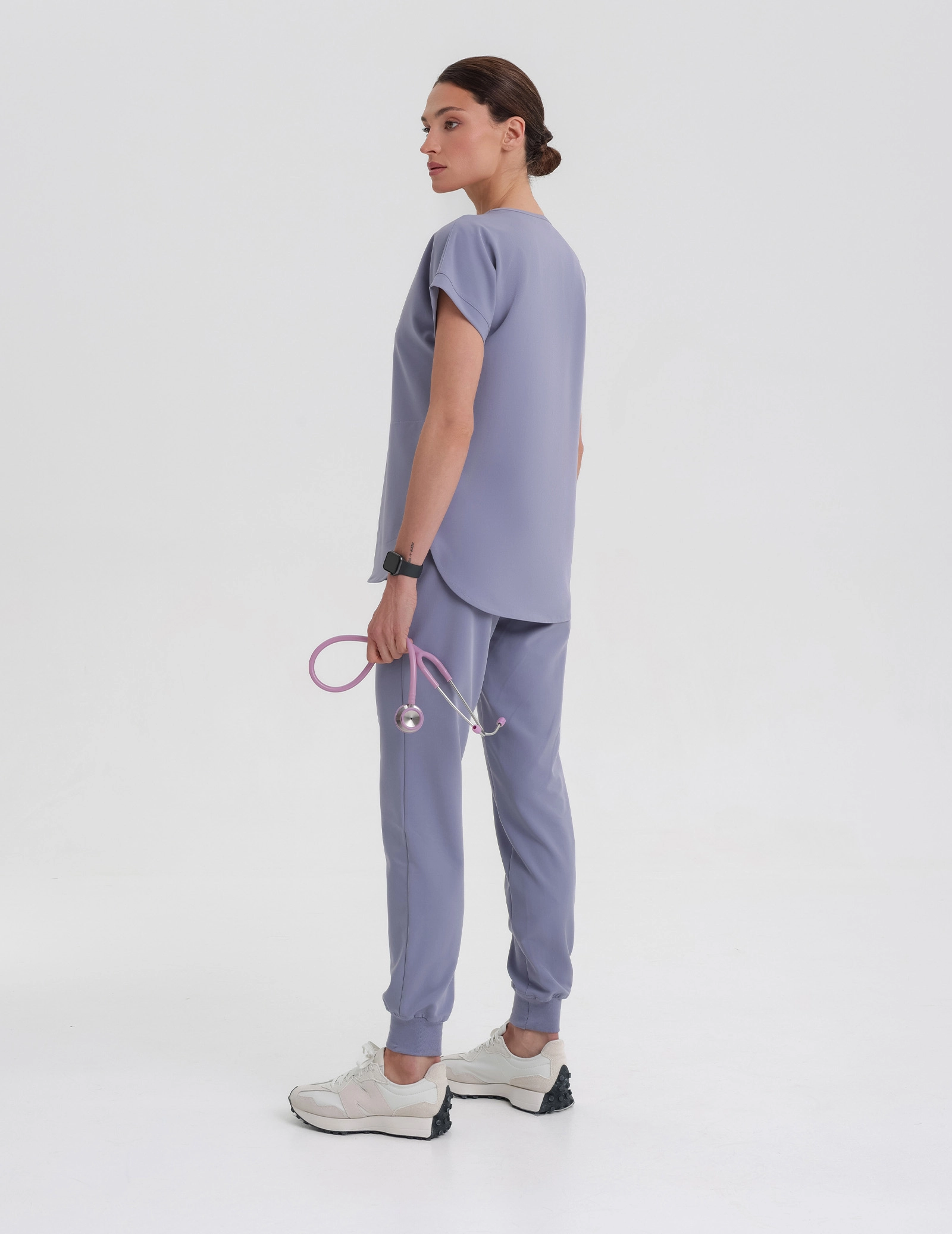 Spodnie damskie Joggery - MILKY LAVENDER