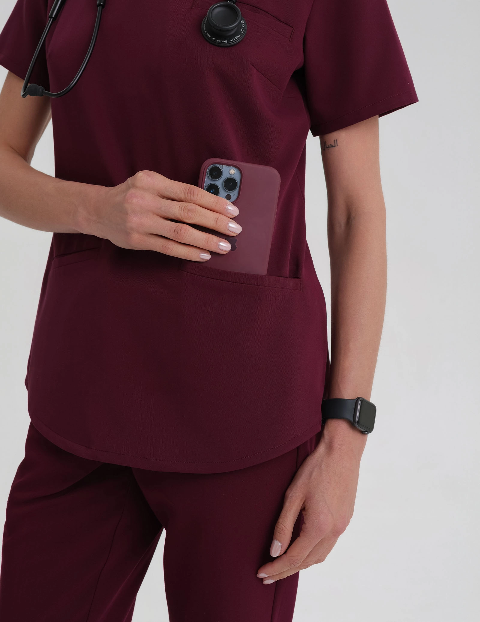 Bluza Medyczna Grace - BURGUNDY Bluza Medyczna Grace - BURGUNDY