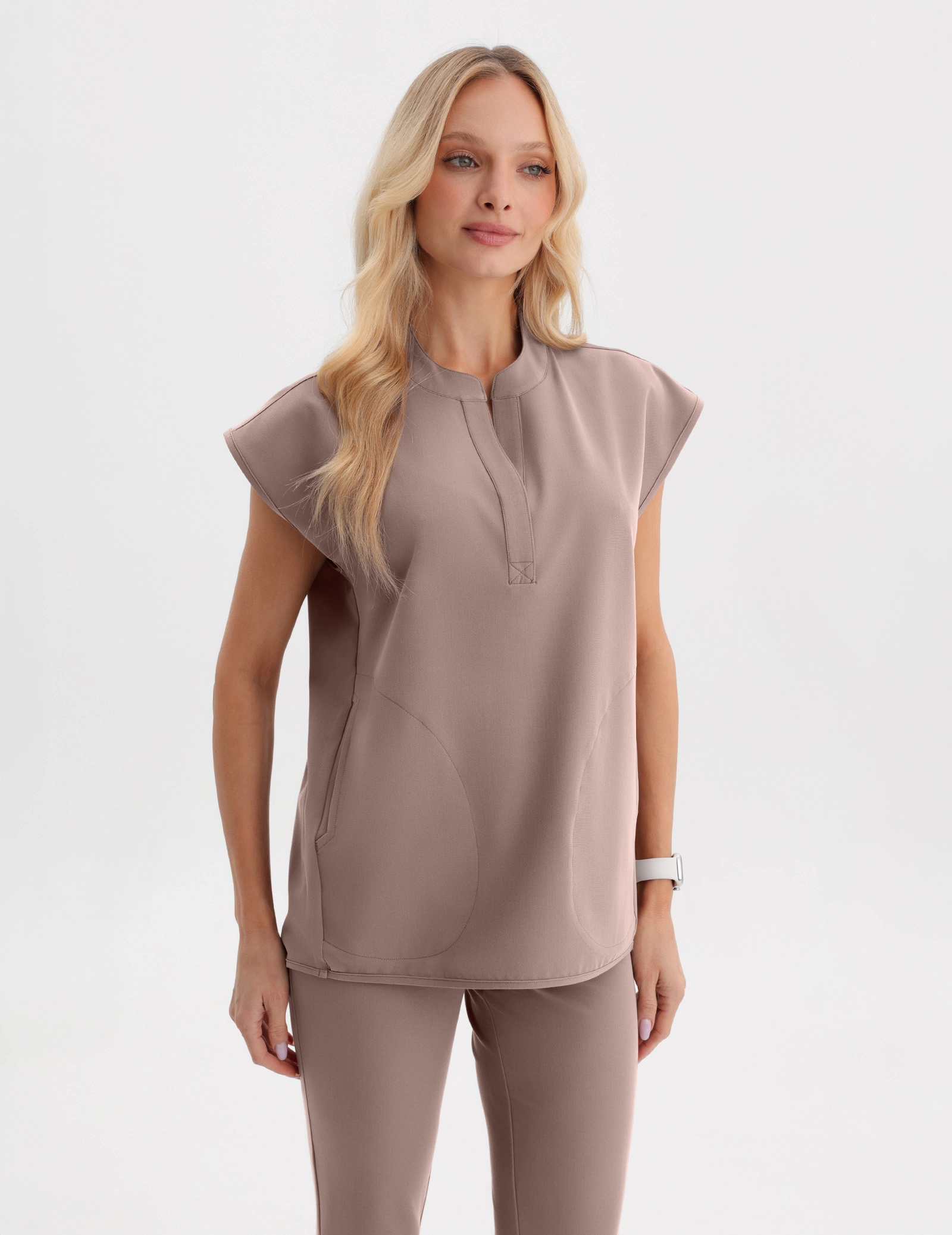 Bluza Medyczna Khloe - BEIGE Bluza Medyczna Khloe - BEIGE